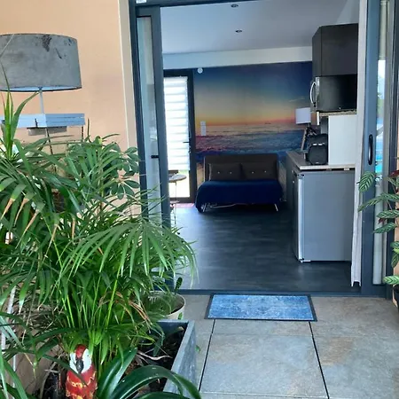 Desirad Spa Privatif Et Piscine Couverte Konukevi *