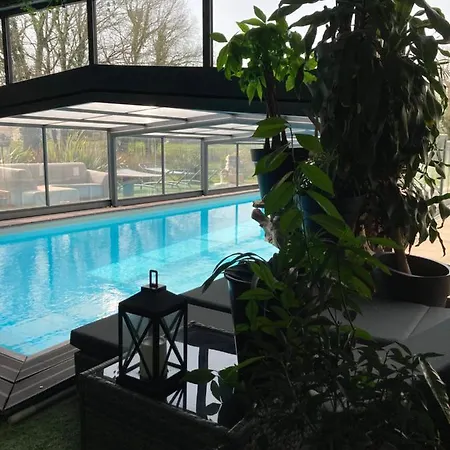 Desirad Spa Privatif Et Piscine Couverte *